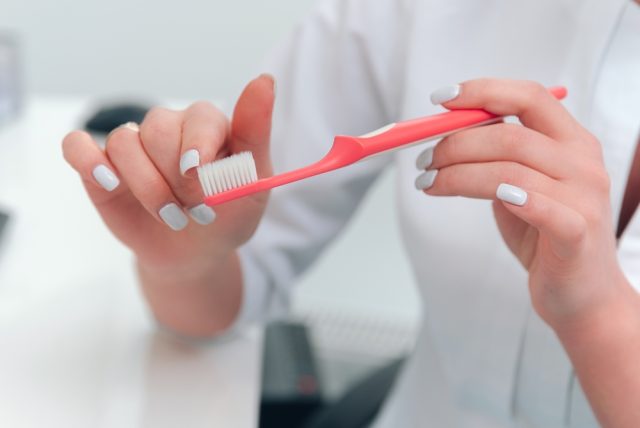 when to replace your toothbrush